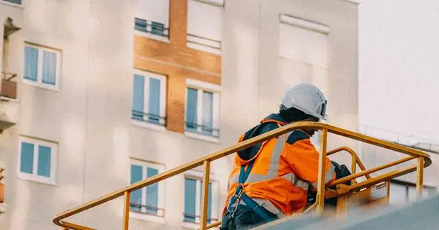 How much do general contractors get paid