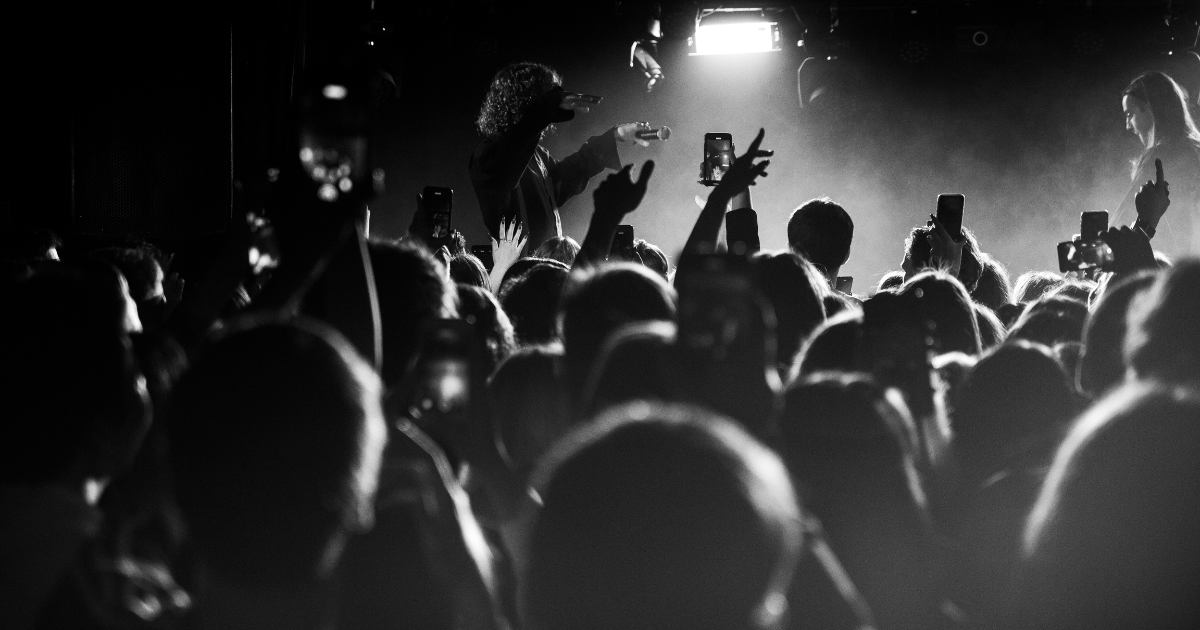 How much do event venues make a year