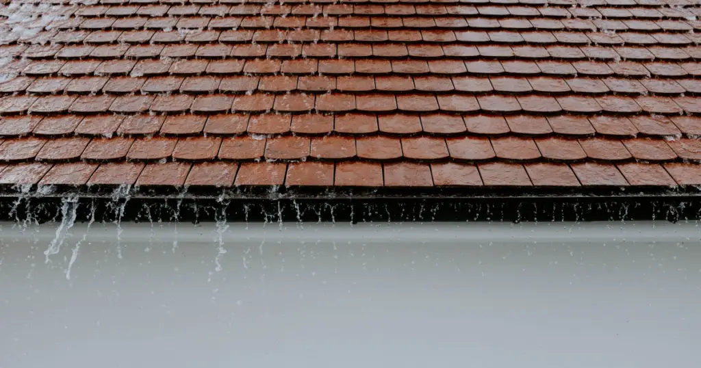 When can roofers start working